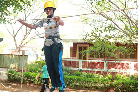 Rope Walking Team Building