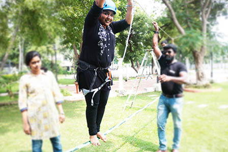 Rope Walking Team Building