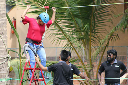 Rope Walking Team Building