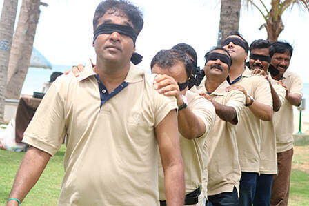 Blind Mind Team Building Activity