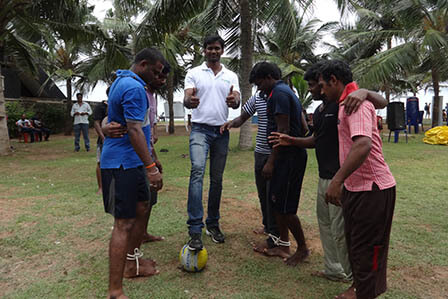 Double Soccer a Team Building