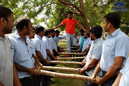 Human Ladders Team Building Activity